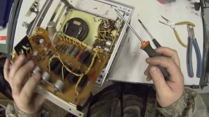 Драгметаллы в вольтметре В7-26. Где найти конденсаторы КМ.