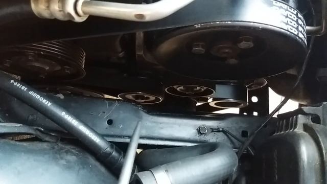 Instalação da Correia Poly V Ford Escort Zetec 1 8 16v смотреть онлайн