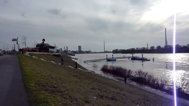 2011-01-09.Hochwasser. Большая Вода. На Рейне. Леверкузен. смотреть онлайн
