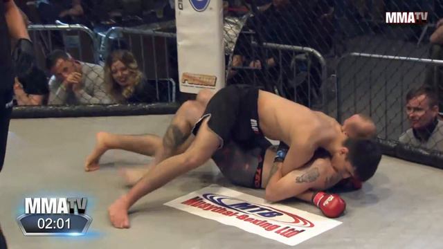 Mathew Atkinson VS Marcus Chatterton Fusion 25 смотреть онлайн
