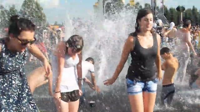 Фонтан на поклонной горе.....отрываемся))))))) смотреть онлайн