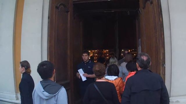 Walking around inside Peter and Paul Fortress - Saint Petersburg, Russia смотреть онлайн