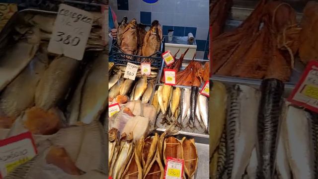 Калининград Центральный рынок Рыбный отдел 18 02 2023. смотреть онлайн