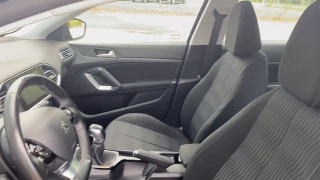 PEUGEOT 308 BlueHDi 100 S&S Active смотреть онлайн