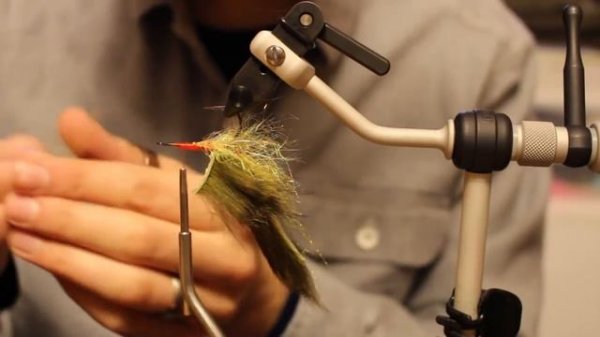 Fly Tying: Brammer's Con Man - Bluegill Imitation