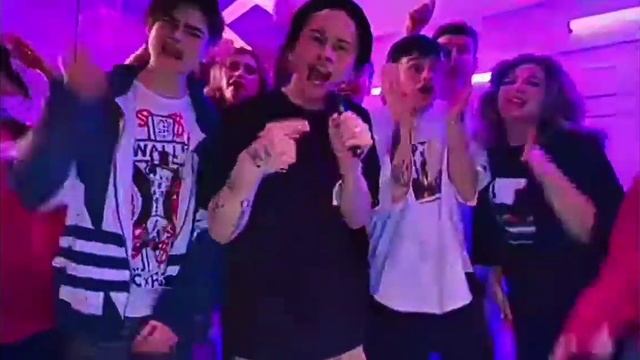 Полный клип Угадай где я я дома? смотреть онлайн