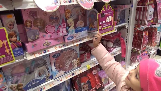 VLOG: Прогулка по ToysRus (Эльза и Анна, Барби)/ToysRus (Elsa & Anna, Barbie) смотреть онлайн