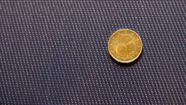 Сдача в магазине окупила покупку с бонусом. Редкие евро монеты. смотреть онлайн