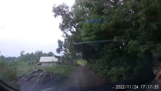 somewhere in the middle of nowhere in east java heading to suramadu - 2022 1124 171607 116 смотреть онлайн