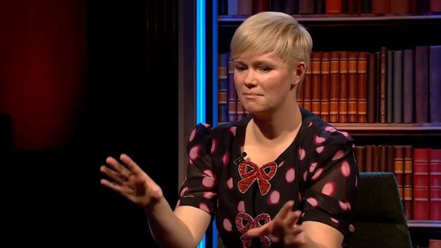 Author Cecelia Ahern speaks of her love for Maeve Binchy | The Late Late Show | RTÉ One смотреть онлайн