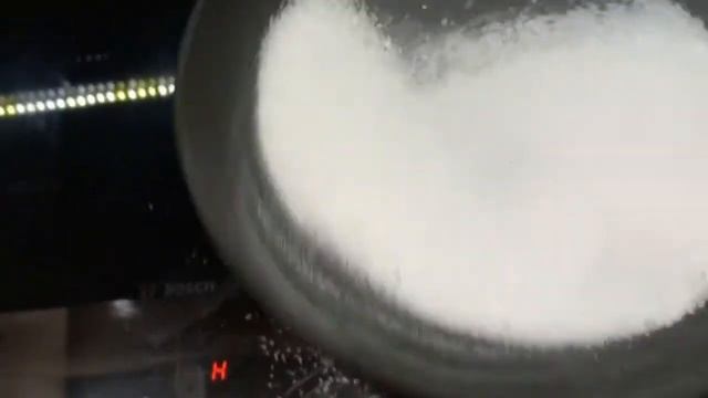 Чугунная сковородкаблинница. Обзор и обжиг.