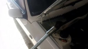 Как легко достать клапан масляного насоса на ваз 2109