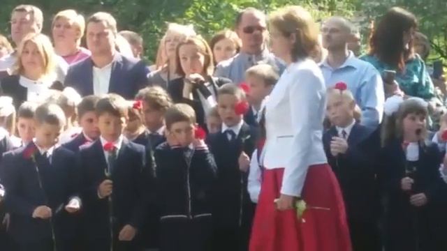 Первый раз в 1 класс🤣 смотреть онлайн