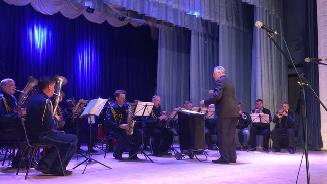 Володимир Гіль - Пісенне попурі пам'яті Назарія Яремчука. Вознесенський Народний духовий оркестр. смотреть онлайн