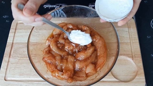 Нежное куриное филе в воздушном кляре / Куриные палочки / ЖЕНА МУЖА УЧИТ / РЕЦЕПТЫ смотреть онлайн