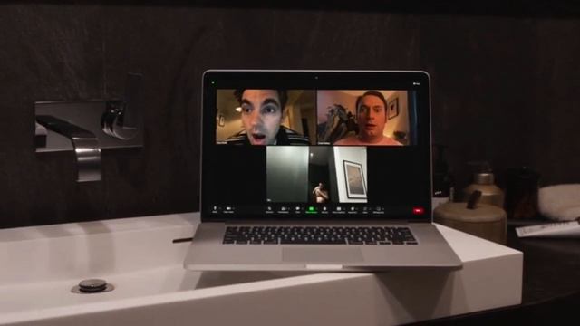 Dylan O'Brien Scenes in "The Other Two" смотреть онлайн