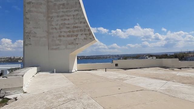 Севастополь: Маты закрасили но Украина осталась, или главные проблемы памятника Штык и Парус смотреть онлайн