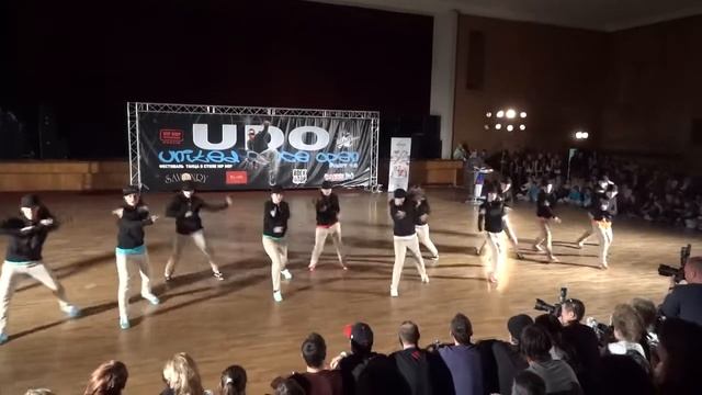 LEADERS - UDO '12 смотреть онлайн