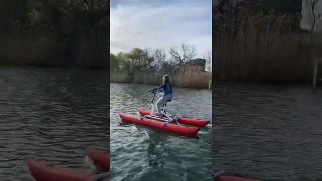 Велопрогулки по воде. Водный велосипед. Аквабайк. Вело-точка. Волгодонск смотреть онлайн