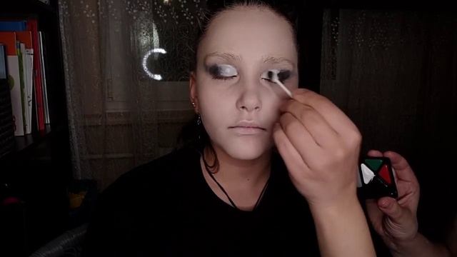 MakeUp na Halloween 2021 // Мой макияж на Halloween??? смотреть онлайн