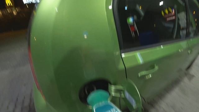 Как заправить полный бак в Финляндии, сколько стоит топливо? август 2018 смотреть онлайн