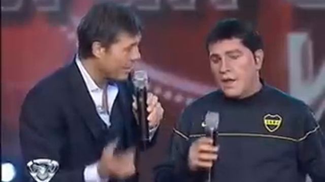 Showmatch 2009 - Juan Román Riquelme entró con la pelota atada al pie смотреть онлайн