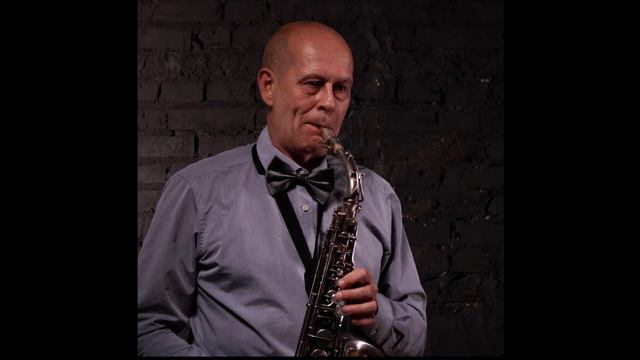Саксофон Sting shape of my heart смотреть онлайн