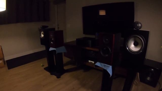 Rotel RC1590 RB1582 / bowers and Willkins 705s2 Bluesound node 2i смотреть онлайн