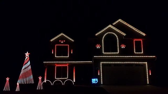 Christmas Vacation Light Show 2020 смотреть онлайн