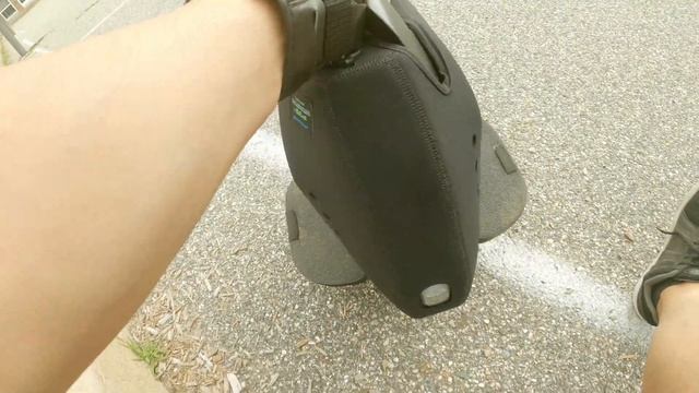 DAY 2 - I'm Learning to Ride EUC - *Kingsong 16S V.2 Electric Unicycle* - BALANCE WITHOUT ASSISTANC смотреть онлайн