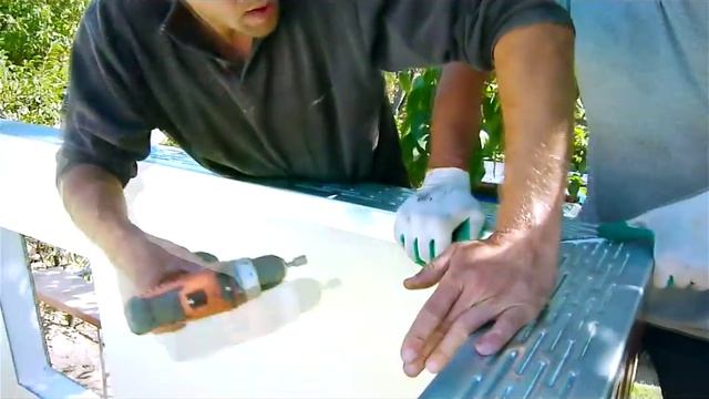 СБОРНЫЙ БЫСТРОВОЗВОДИМЫЙ ДОМ смотреть онлайн