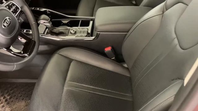 Kia Sorento смотреть онлайн