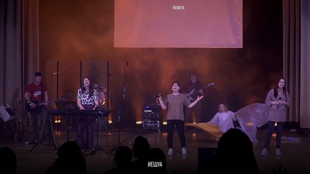 «Вербное воскресенье» / Денис Клименко / Прямой эфир Богослужения 9 апреля 2023 смотреть онлайн