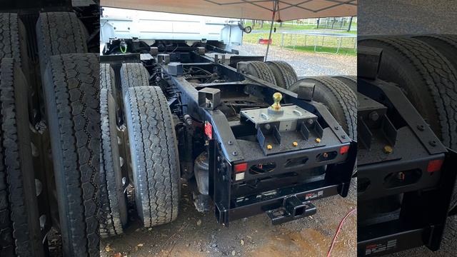 HDT RV Hauler - Volvo VNL 670 Motorhome with Custom Flat Deck Bed смотреть онлайн