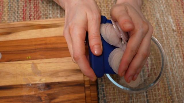 Grandma taught me how to cook this meat! Simple and very tasty! смотреть онлайн