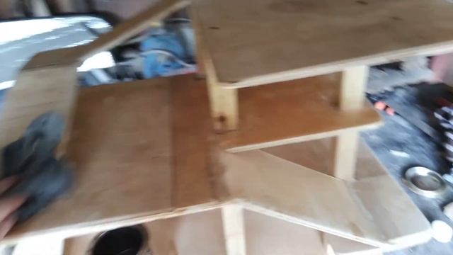 Авто трек из фанеры своими руками.(Гараж для машинок из фанеры). #автотрек #автотрек из фанеры смотреть онлайн