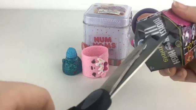 Random Blind Bag Bin #2 Num Noms Suprizamals Monster High Minis смотреть онлайн