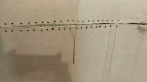 ЛАЙФХАК!!! Стягивание двух прибитых к стене отрезков ДВП перед поклейкой обоев.