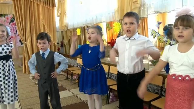 Песня "Мамин день" смотреть онлайн