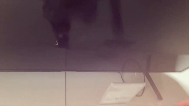 Хваленное"малазийское"качество Sony Bravia ! Грязь и насекомые под экраном и сравнение с Samsung TV смотреть онлайн