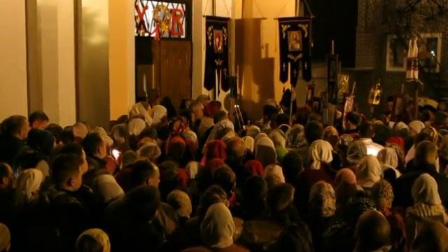 Храм свт. Иоанна Златоуста. Пасха. Всенощная, Крестный ход - 16.04.2017г. (3) смотреть онлайн