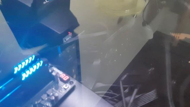 Lian-Li DK04F Desk Case, build and rant. смотреть онлайн