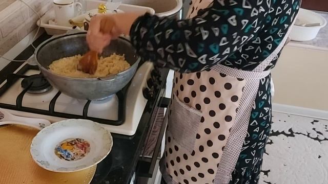 Это  Чеченский Домашняя  дем Халва САМЫЙ ВКУСНЫЙ ????