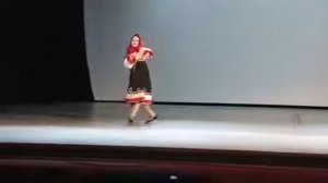 Семёнова Полина, 11 лет, ДШИ №3.  Русский народный танец "Черевички".