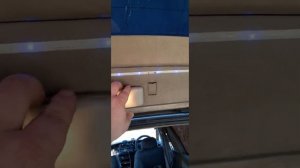 Тойота естима люсида.