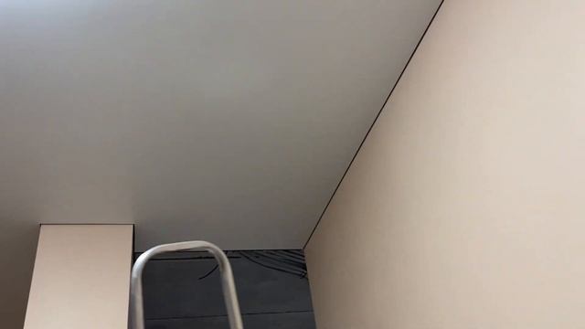 Теневой потолок с евро карнизом