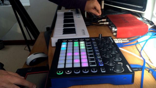 // SUNDAY SESSIONS // #003 // Novation Circuit - Mininova - Volca Keys - Arturia Keystep - KP3 // смотреть онлайн