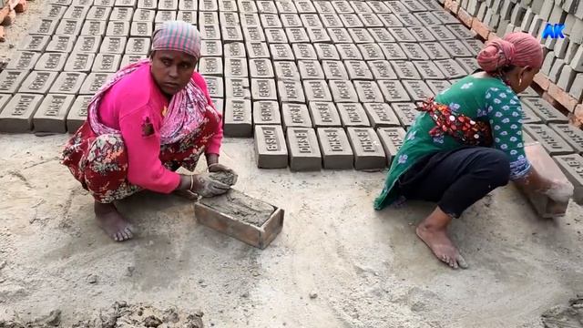 TOTAL PROCESS OF MANUAL CLAY BRICKS MAKING.