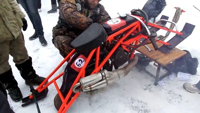 «SNOWDOGS 2016» (СноуДогс) - осмотр унимото смотреть онлайн