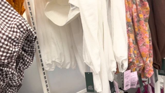 Весенние и Летние Образы 2023/ Яркие Красочные Купальники в Магазине Target смотреть онлайн